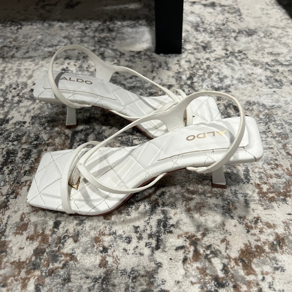 Aldo kitten heels